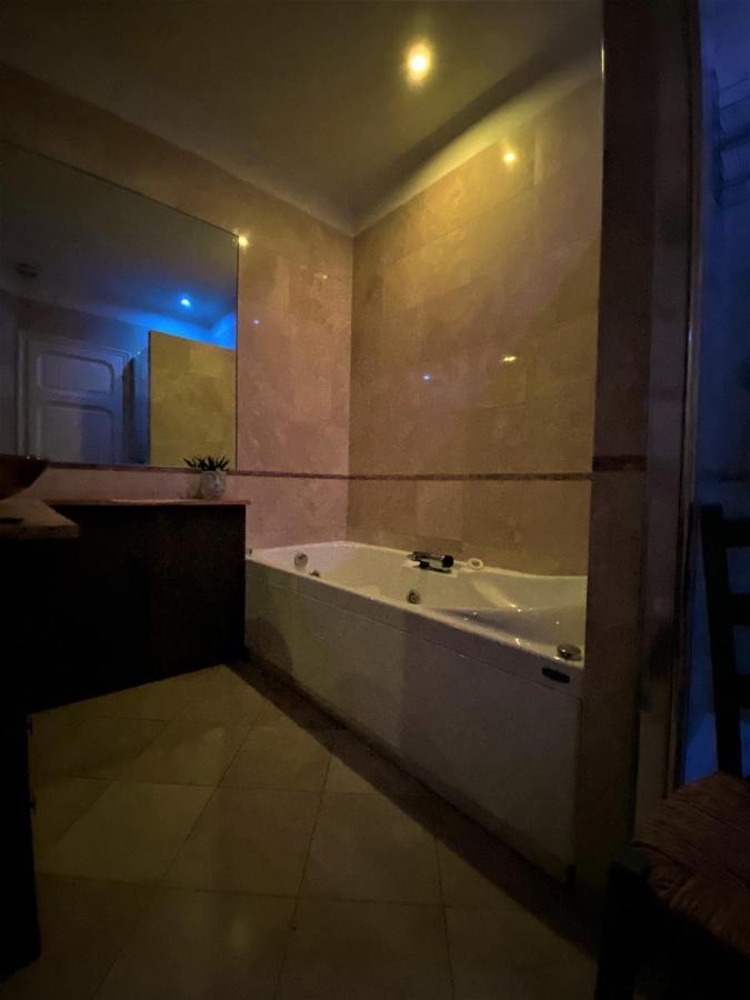Argilla Apartment Rom
